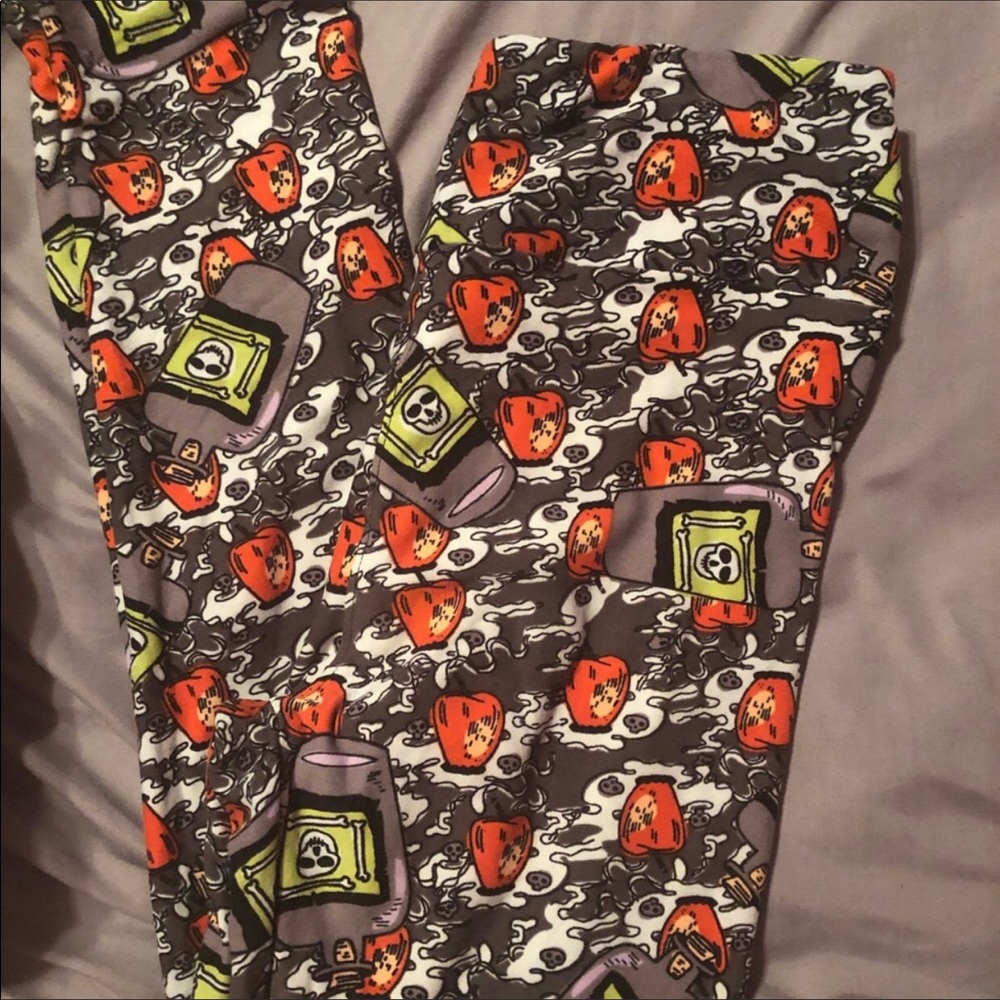 Lularoe Disney leggings
